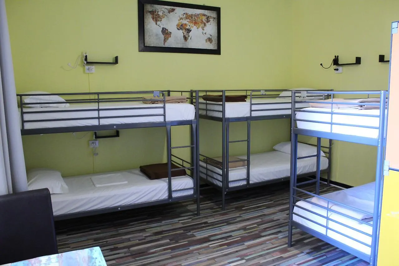 Home Genoa Hostel