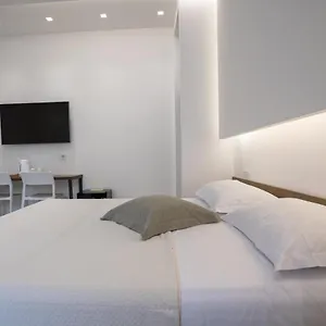 https://kalibia-rooms-and-suites.sicilyhotelsitaly.net